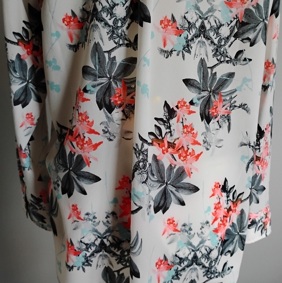 Talbots Nantucket Floral Crepe Button Up Blouse Turquoise Floral Size Lg Petite - Picture 10 of 15